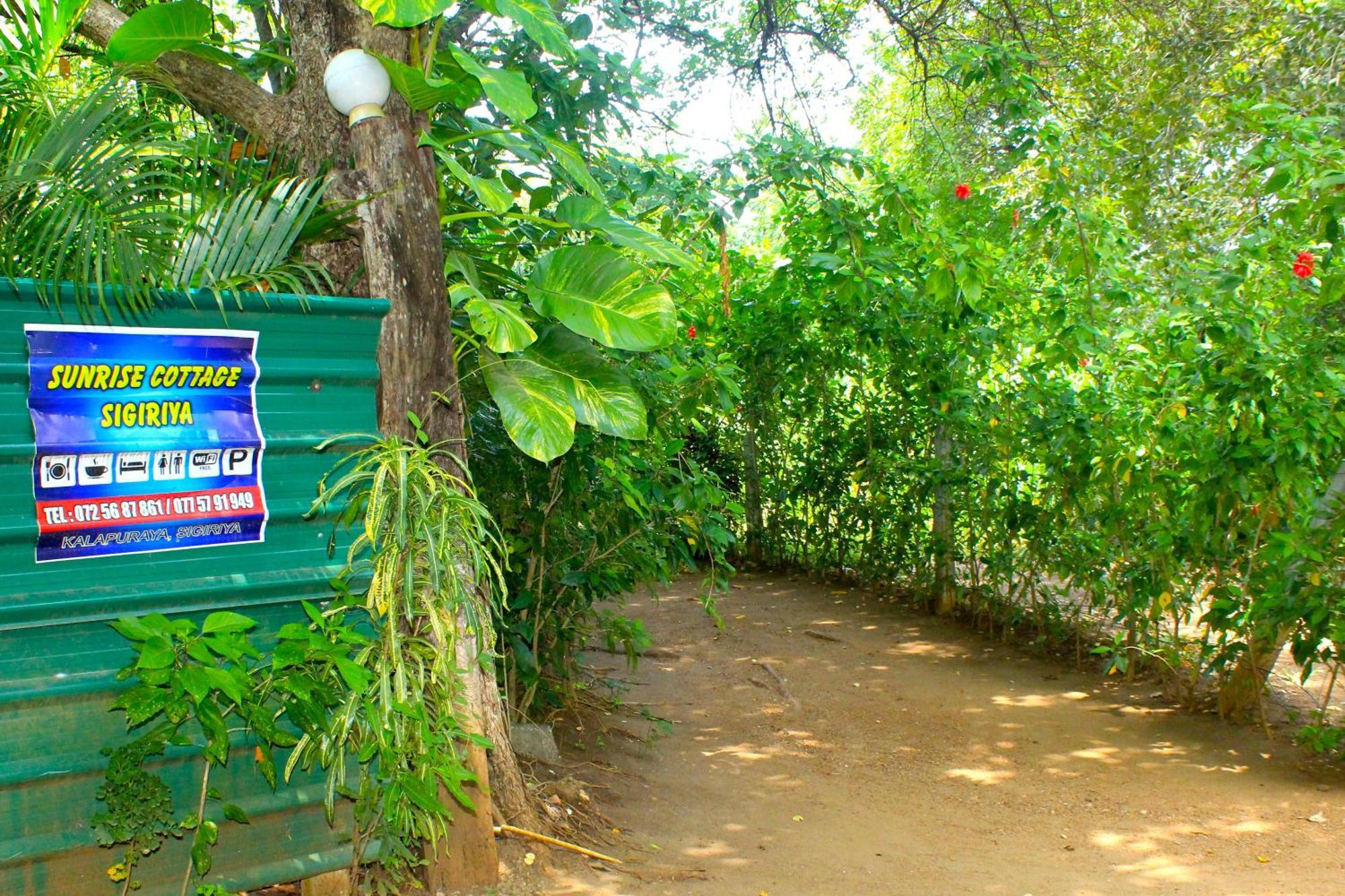 Sunrise Cottage Sigiriya Bagian luar foto